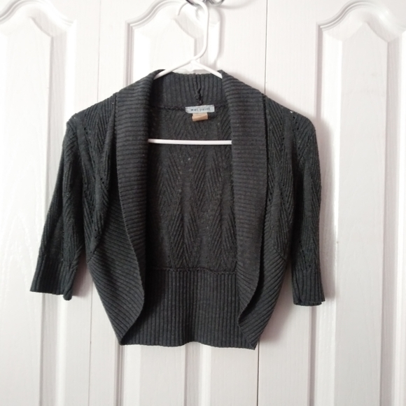 Gray Cropped Cardigan Size Small - Picture 6 of 6
